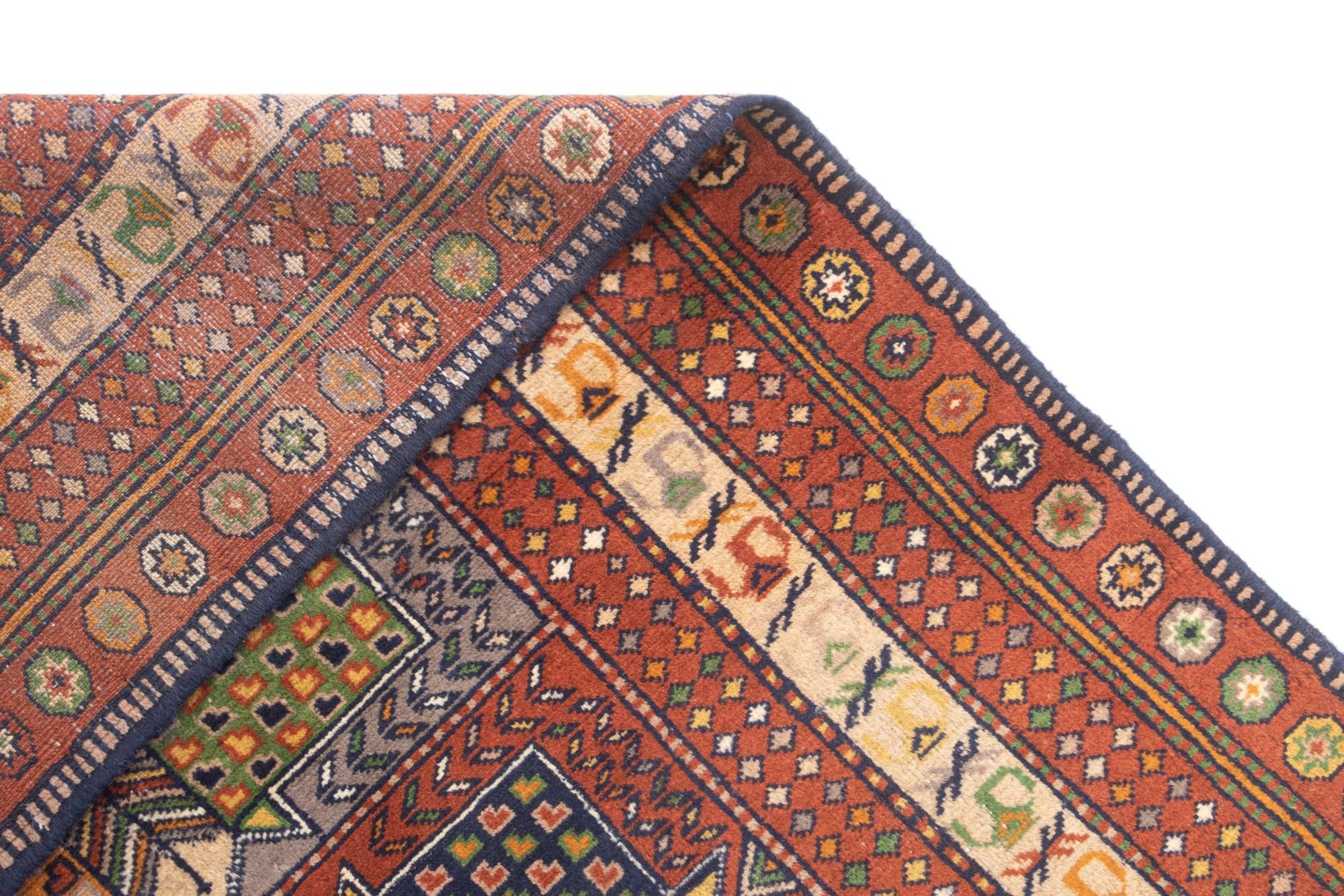 4' 1 x 5' 6 Hamedan Rug