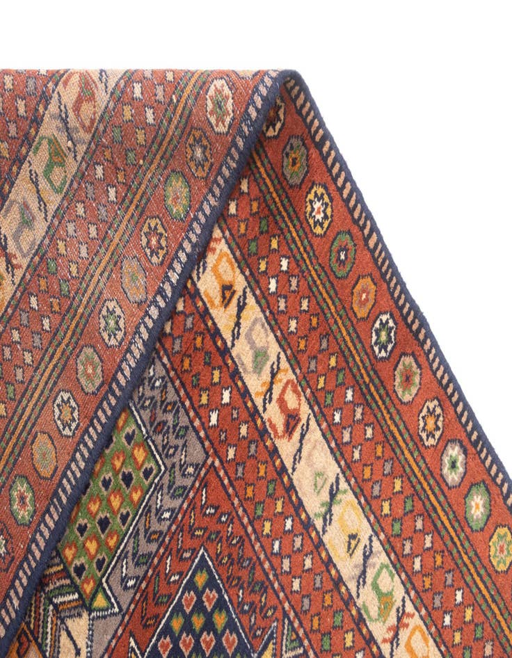 Detail image of 4' 1 x 5' 6 Hamedan Rug