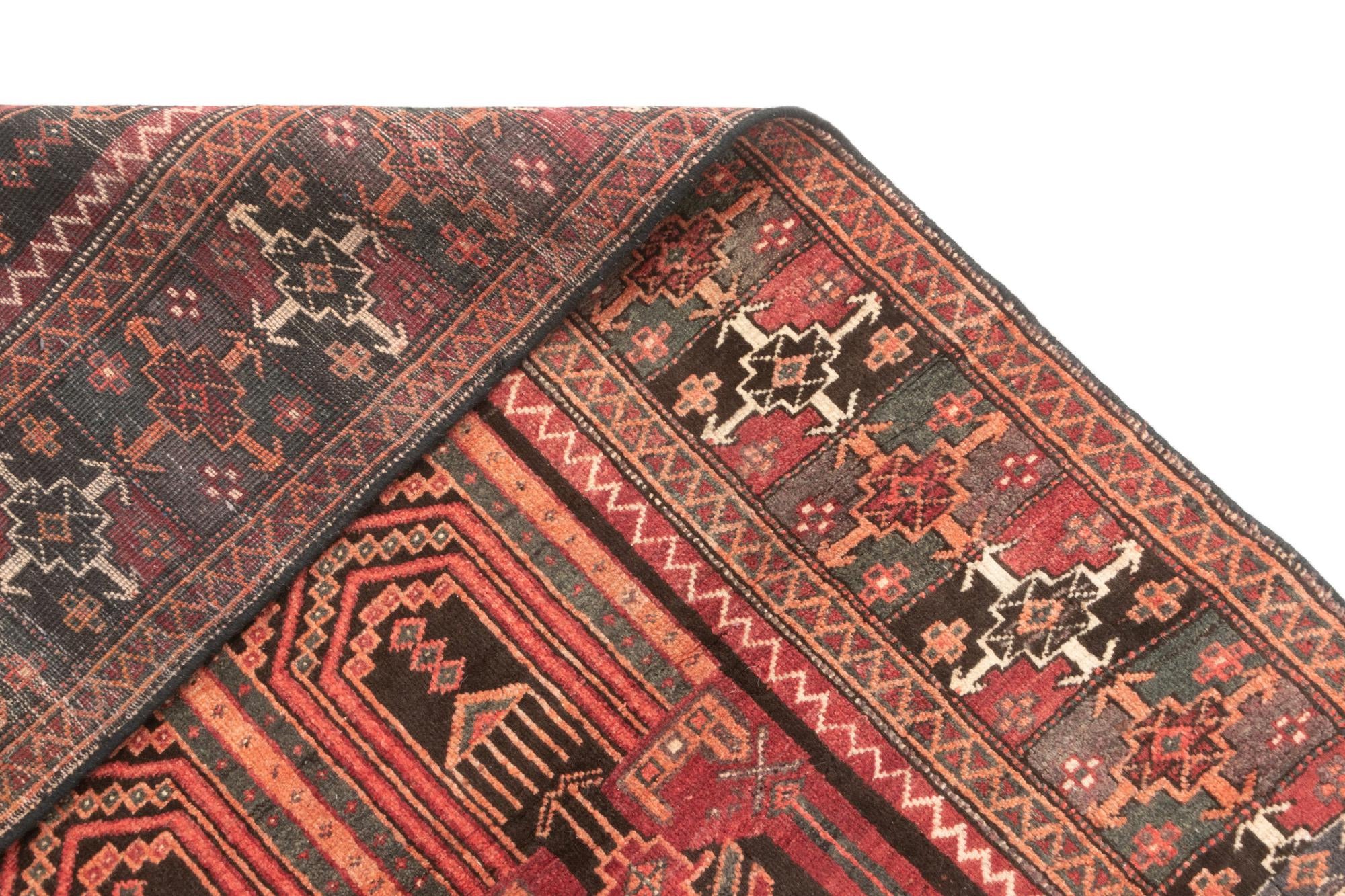 4' x 9' Hamedan Rug