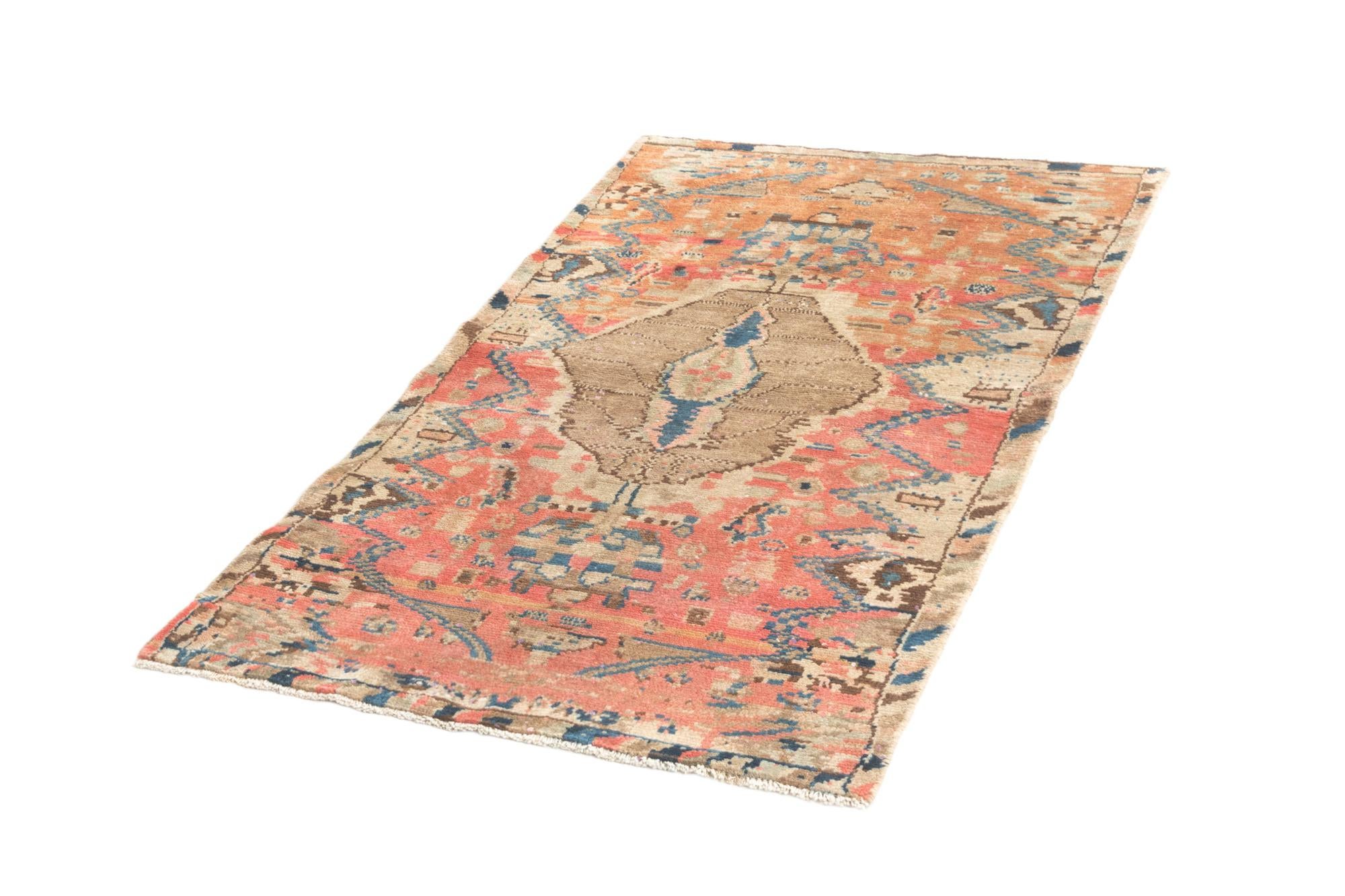 3' 2 x 5' 3 Hamedan Rug