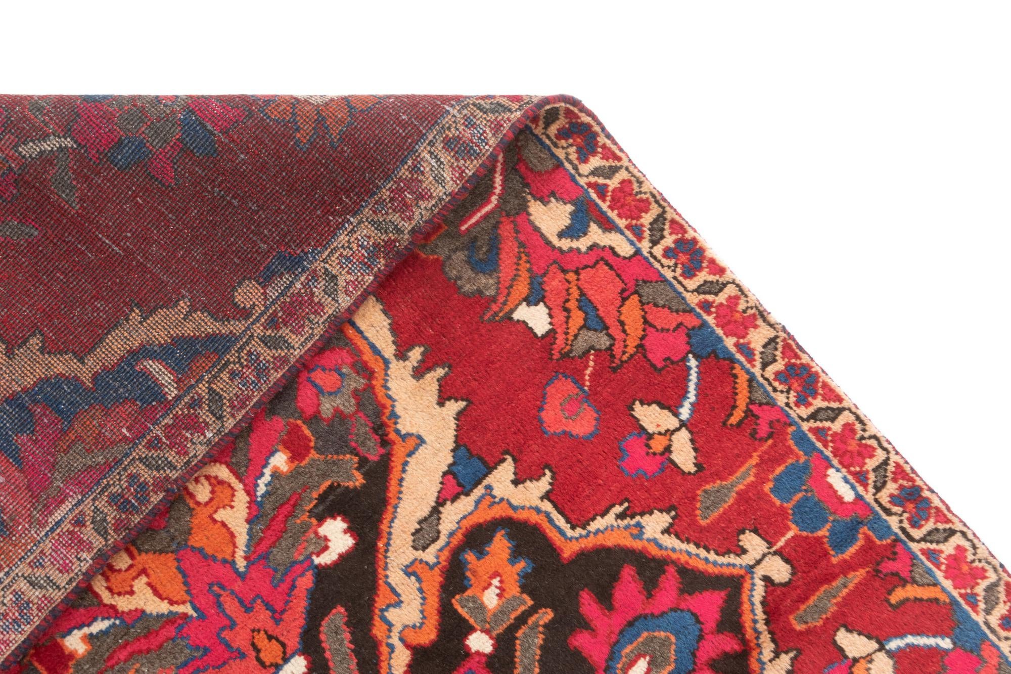 3' 10 x 9' 2 Hamedan Rug