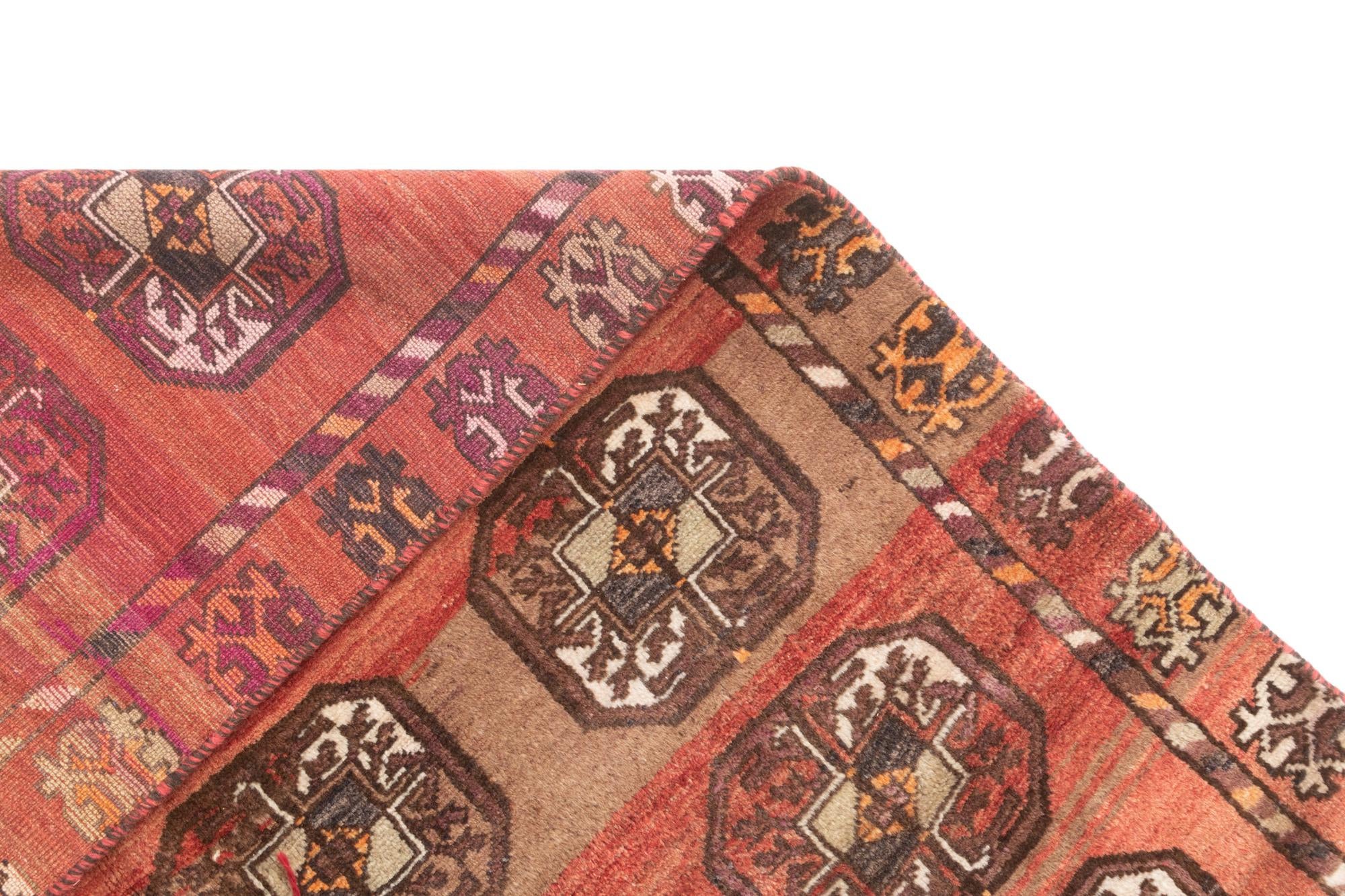4' 5 x 6' 11 Hamedan Rug
