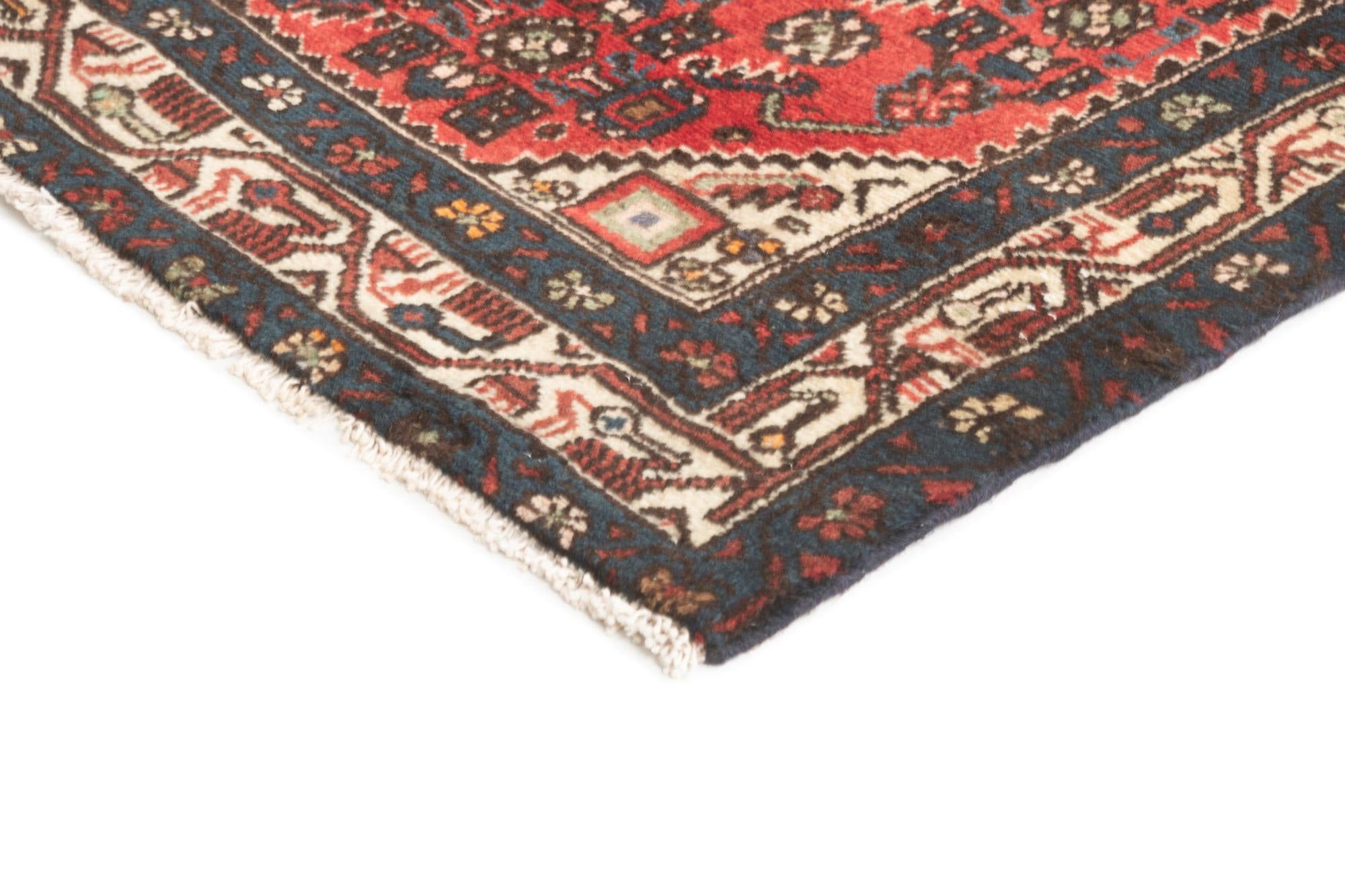 3' 4 x 6' 4 Hamedan Rug
