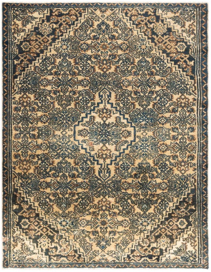 Detail image of 4' 2 x 7' 4 Hamedan Rug
