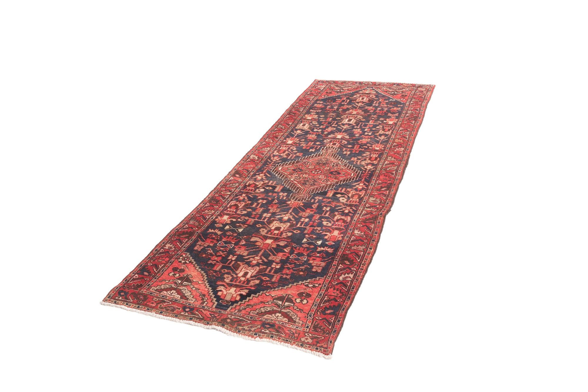 3' 5 x 9' 2 Hamedan Rug