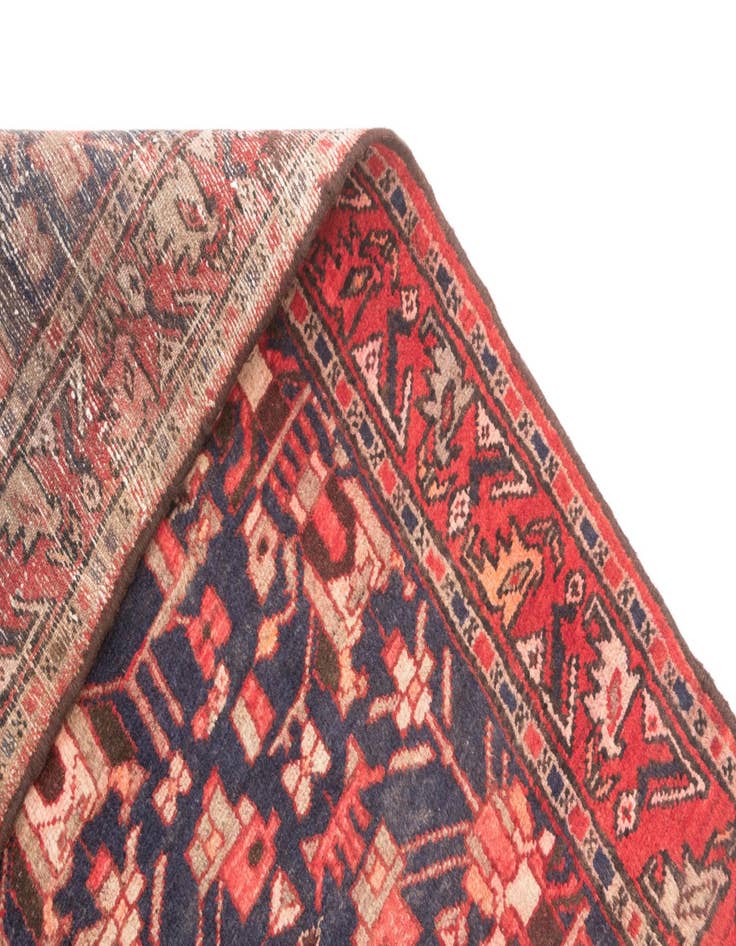 Detail image of 3' 5 x 9' 2 Hamedan Rug