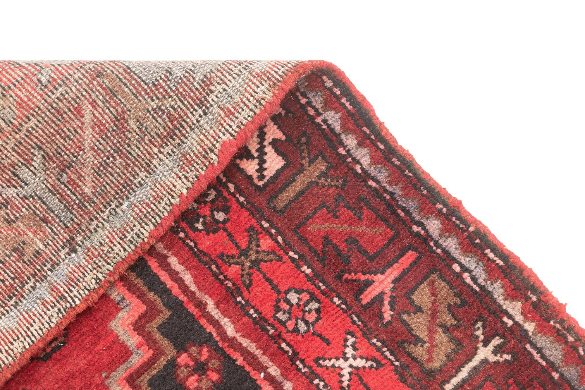 3' 6 x 8' 10 Hamedan Rug