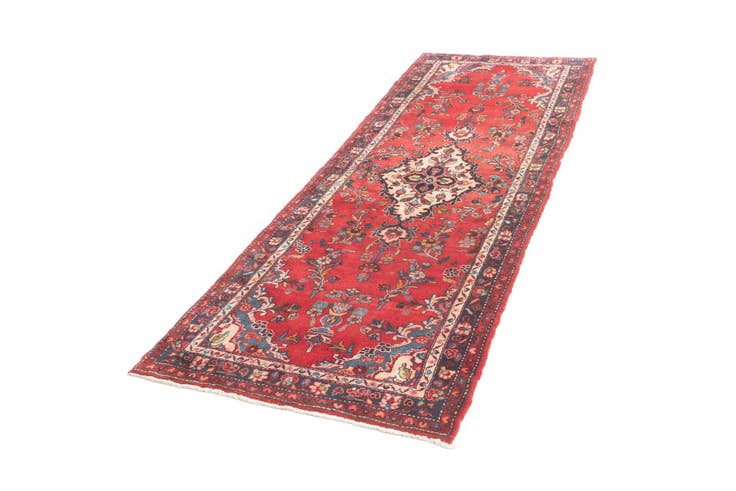 Detail image of 3' 5 x 9' 9 Hamedan Rug