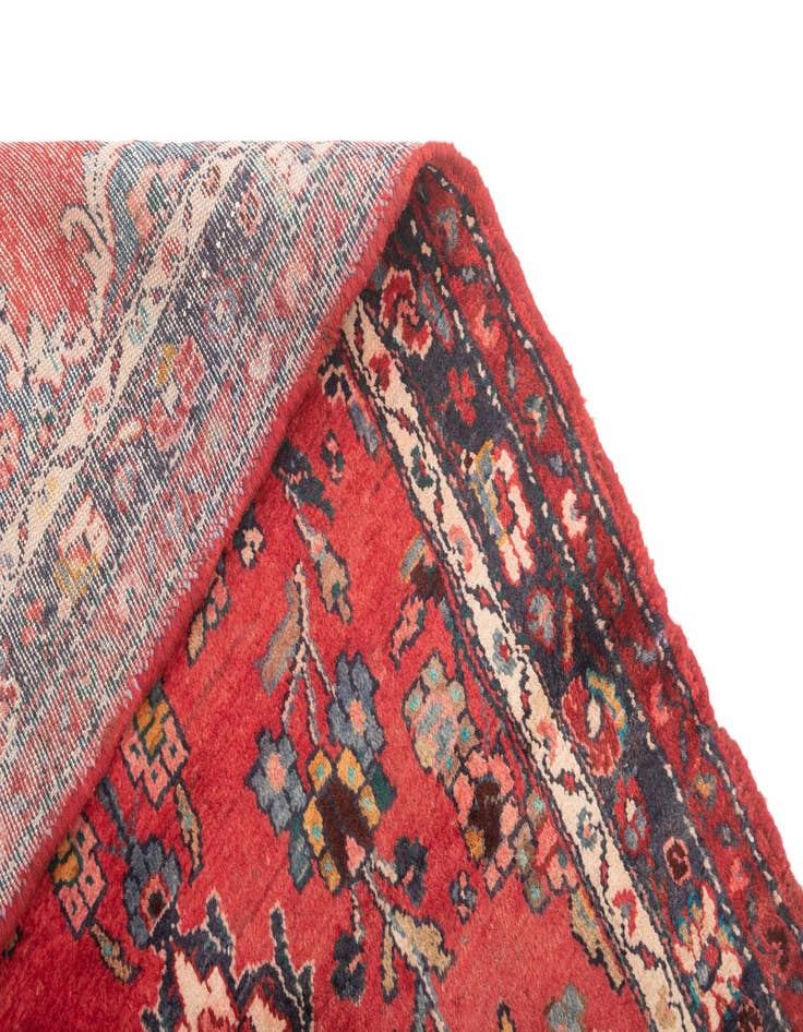 Detail image of 3' 5 x 9' 9 Hamedan Rug