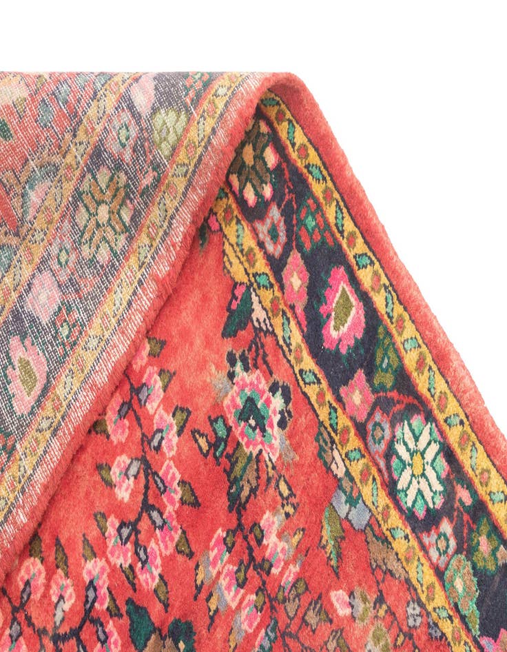 Detail image of 3' 4 x 9' 6 Hamedan Rug
