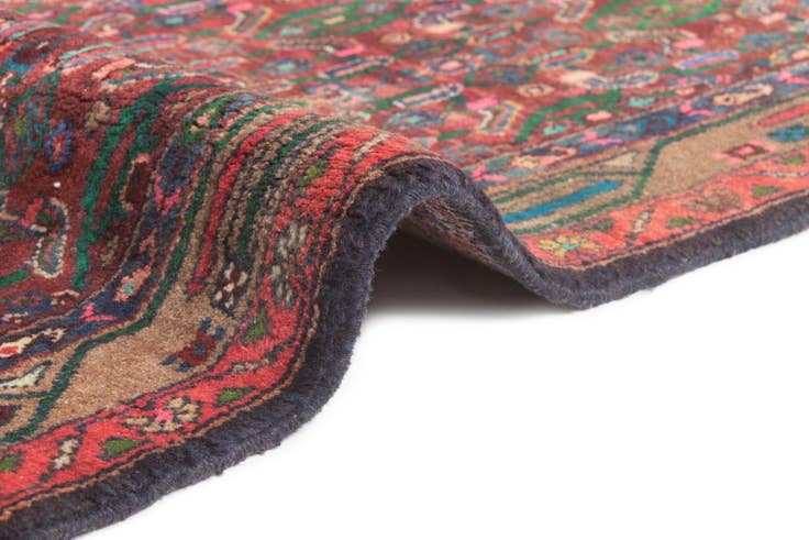 Detail image of 4' 8 x 9' 3 Hamedan Rug