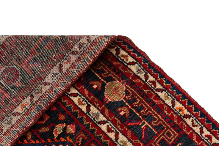 Detail image of 4' 7 x 7' 4 Hamedan Rug