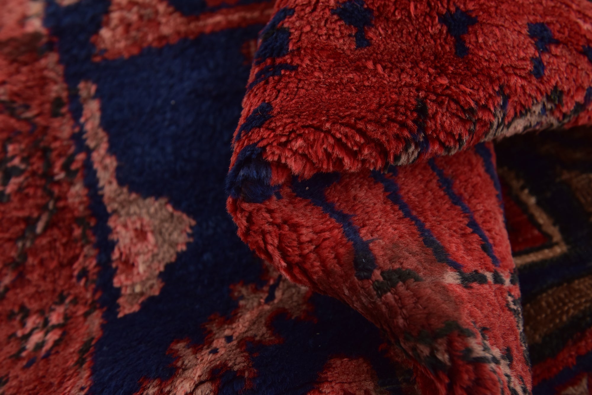 Detail image 10 of 15: 5' x 6' 7 Hand Knotted Hamedan Persian Wool Rug