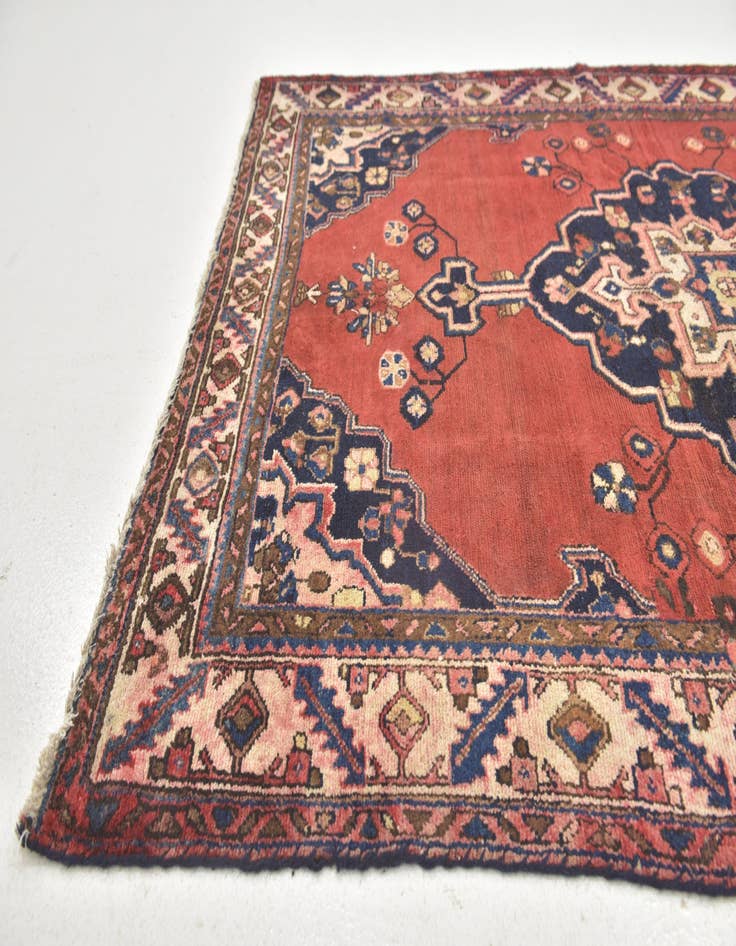 Detail image of 4' 5 x 6' 8 Hand Knotted Hamedan Persian Wool Rug