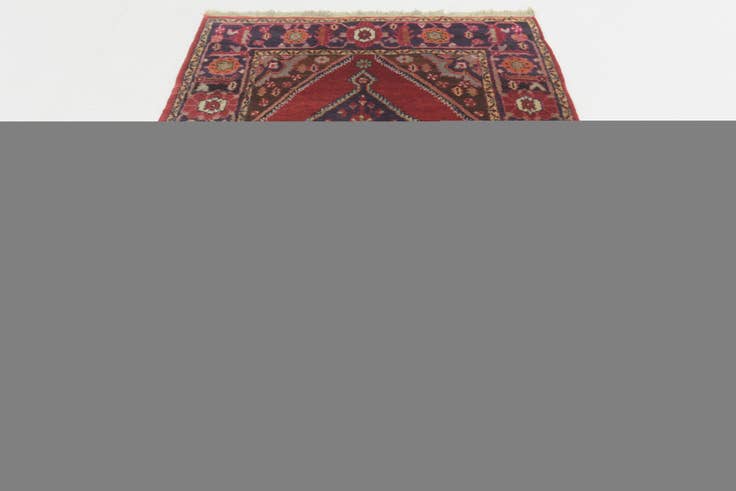 Detail image of 4' 4 x 6' 10 Hand Knotted Hamedan Persian Wool Rug