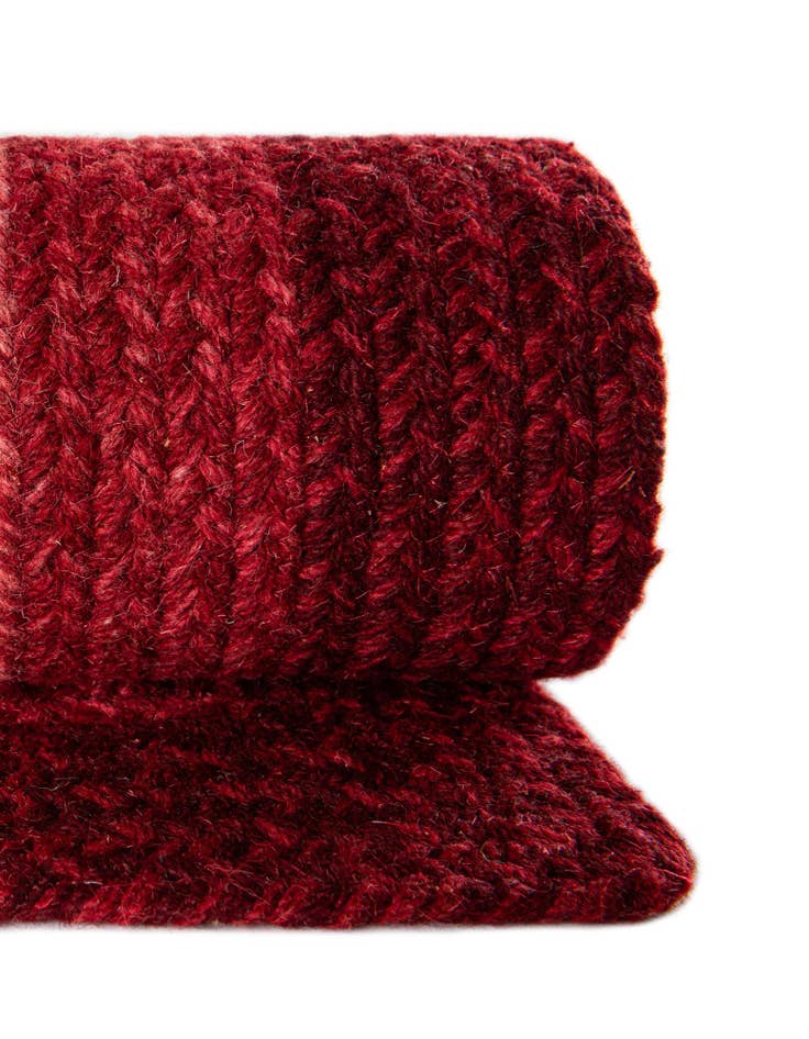 Detail image of 5' 1 x 8'  Hand Hand Braided Wool Rug