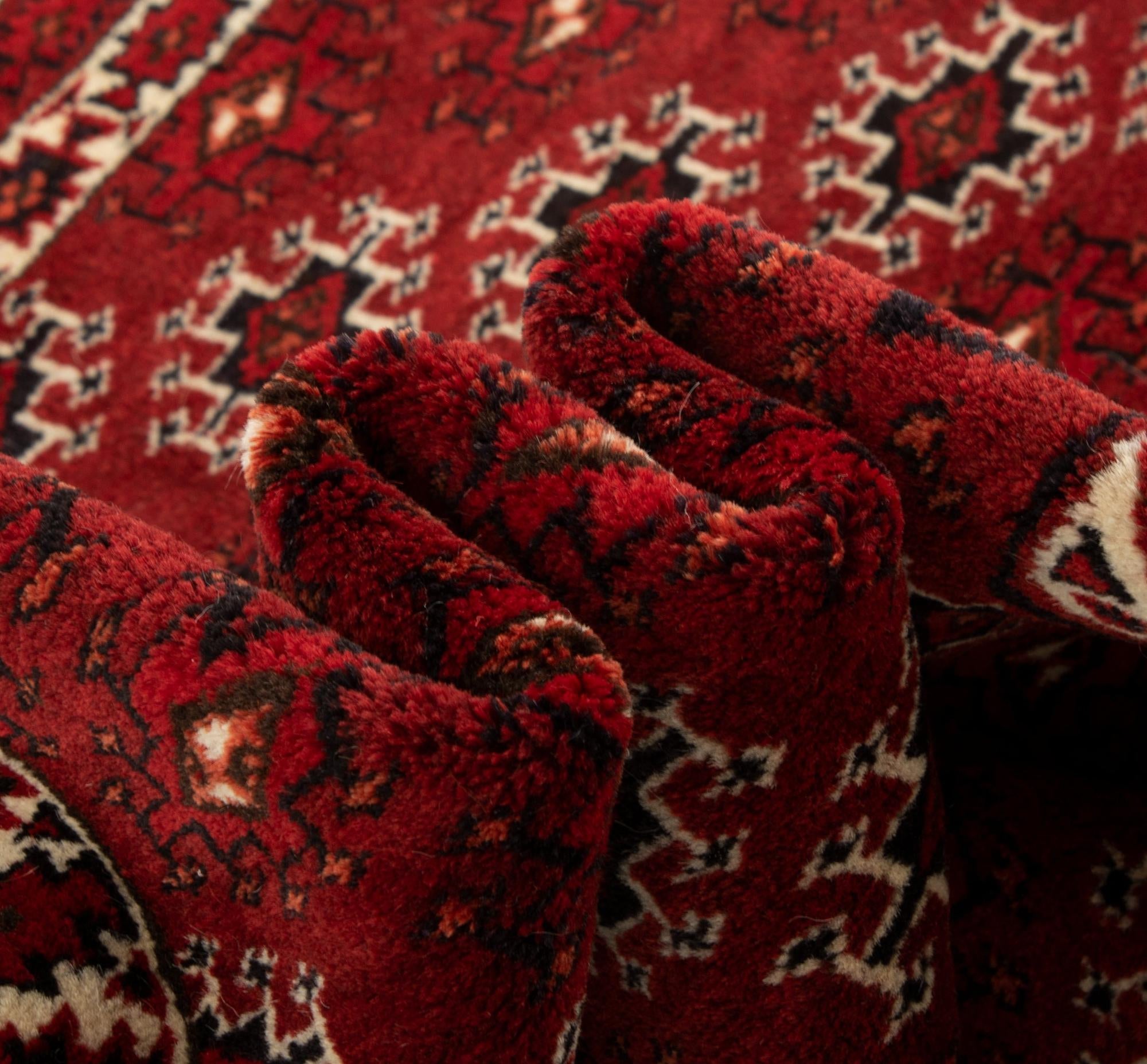 4' 4 x 6' 1 Hand Knotted Hatchlou Wool Rug