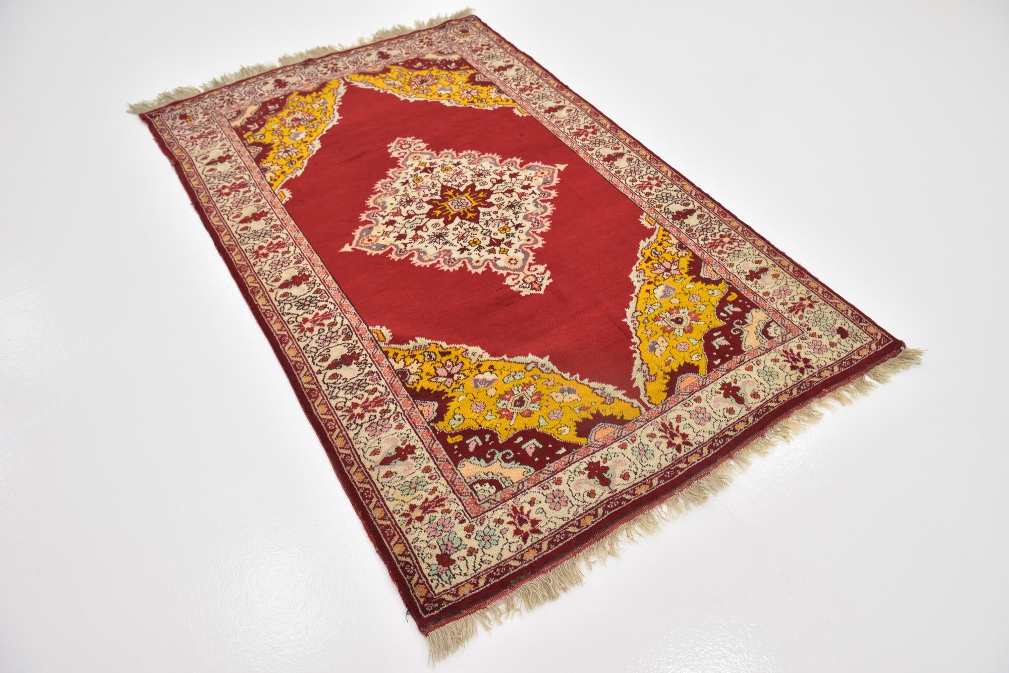 4' x 6' 4 Hand Knotted Hereke Wool Rug