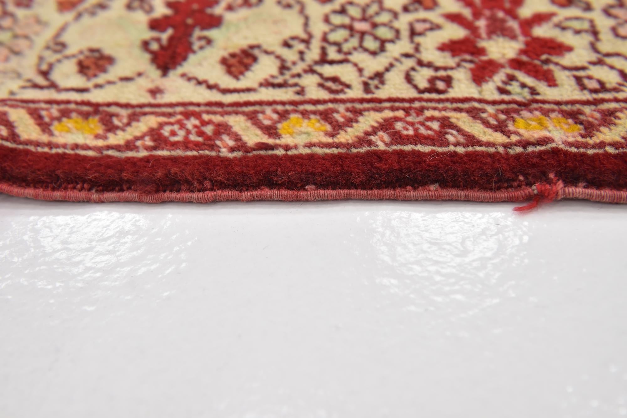 4' x 6' 4 Hand Knotted Hereke Wool Rug