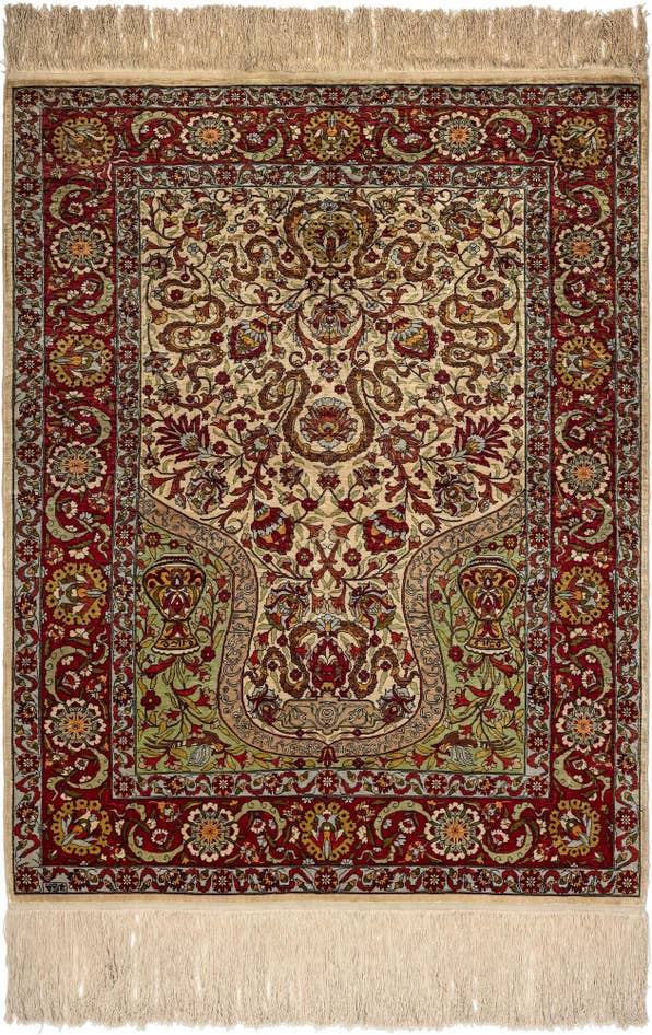 Detail image of 3' 3 x 4' 5 Hereke Silk Rug