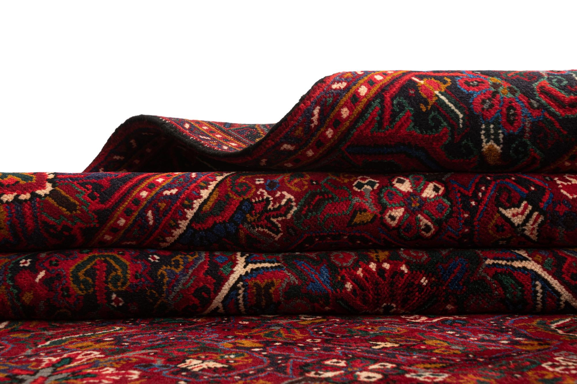6' 11 x 10' 2 Heriz Wool Rug