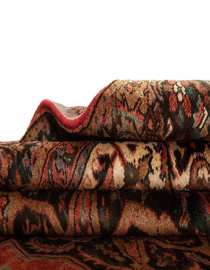Detail image of 7' 5 x 10' 5 Heriz Rug