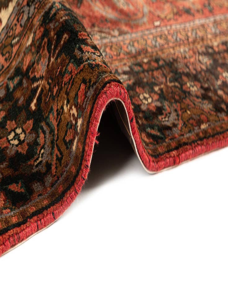 Detail image of 7' 5 x 10' 5 Heriz Rug