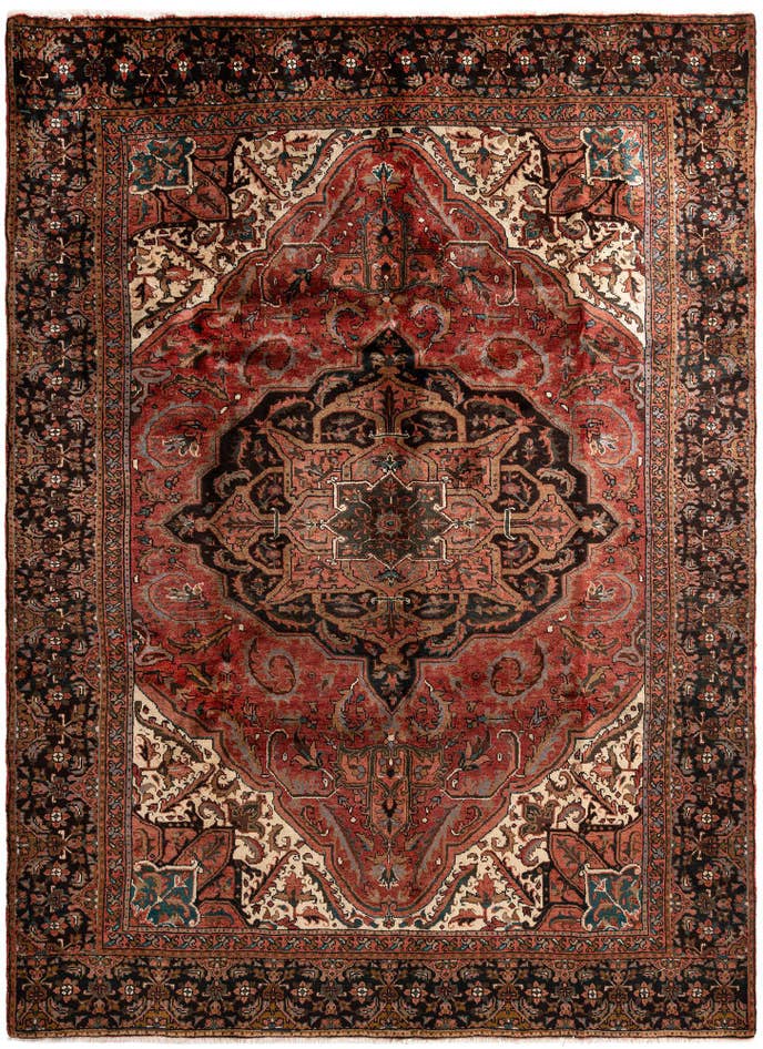 Detail image of 7' 5 x 10' 5 Heriz Rug