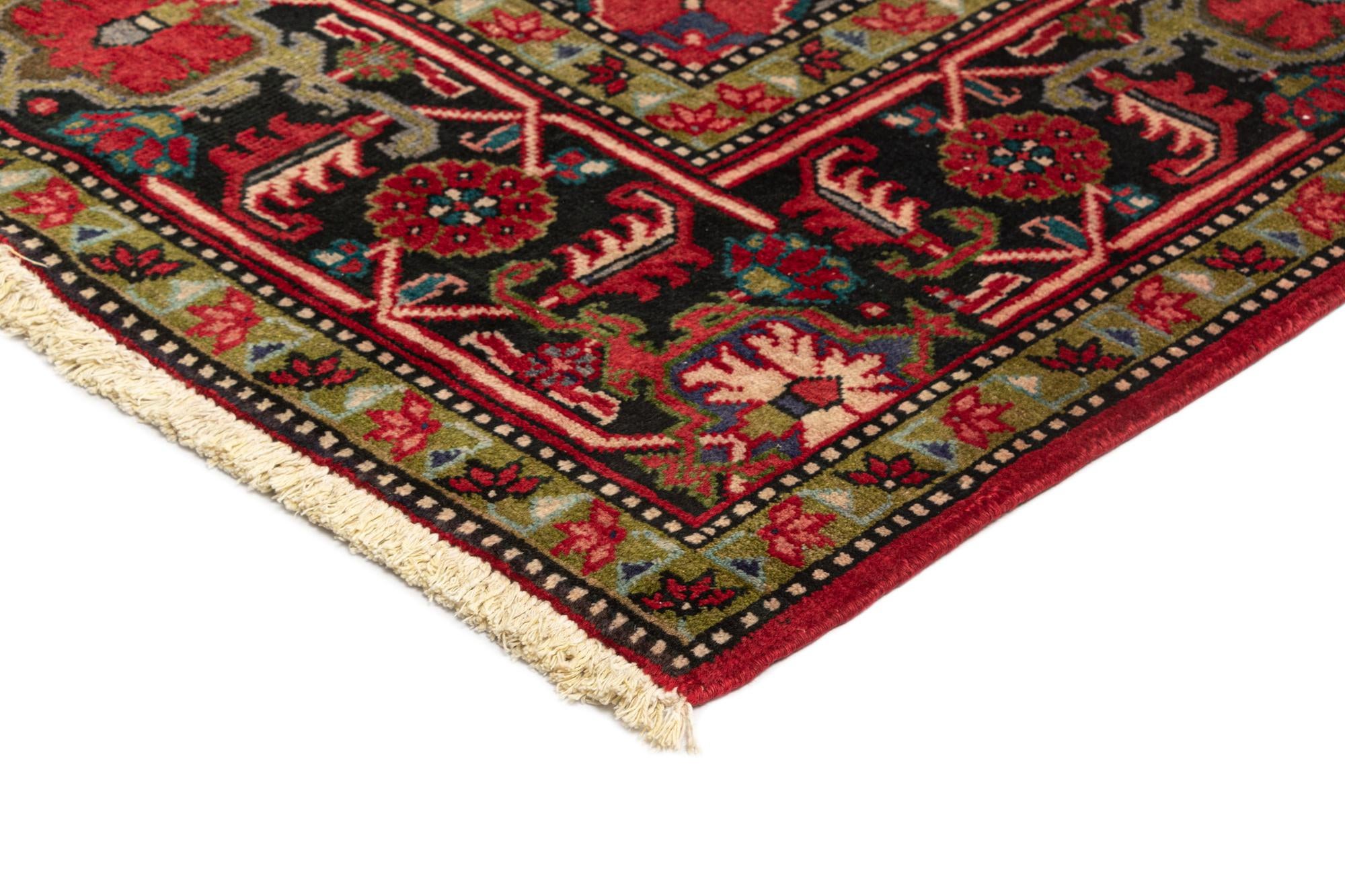 7' 9 x 10' 8 Heriz Wool Rug