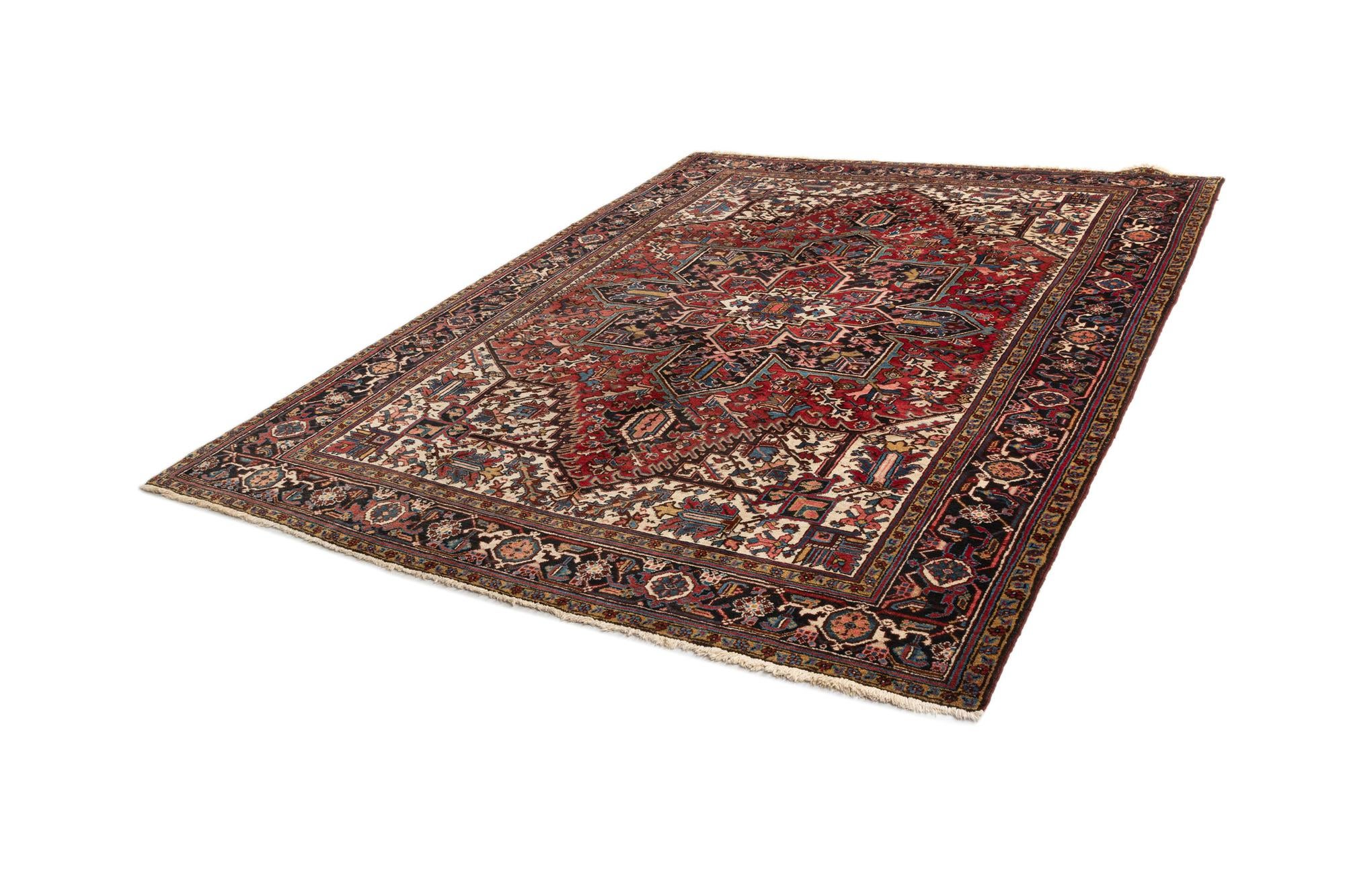 8' x 11' 3 Heriz Wool Rug