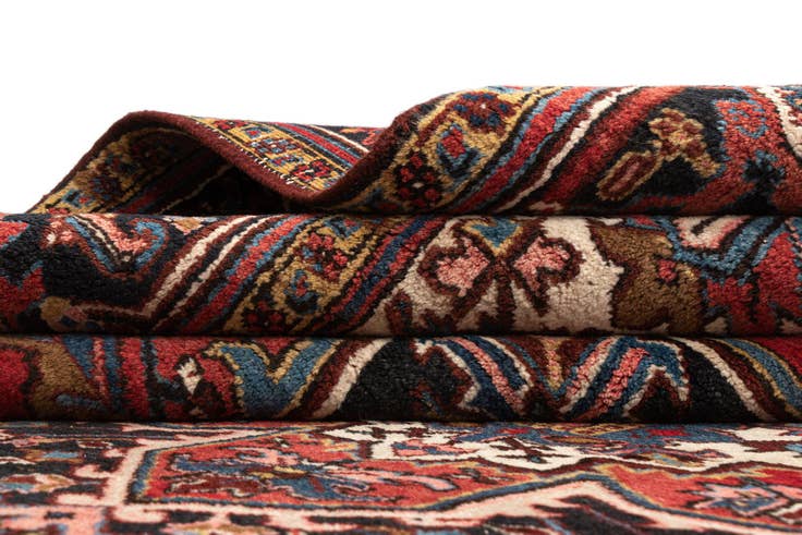 Detail image of 8' x 11' 3 Heriz Wool Rug