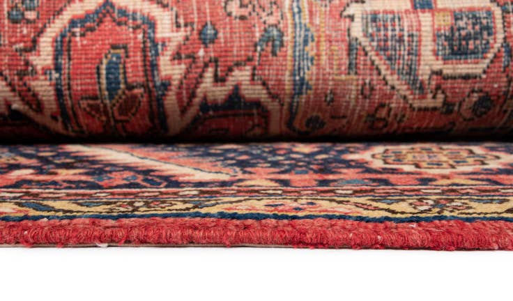 Detail image of 8' 6 x 11' 10 Heriz Wool Rug