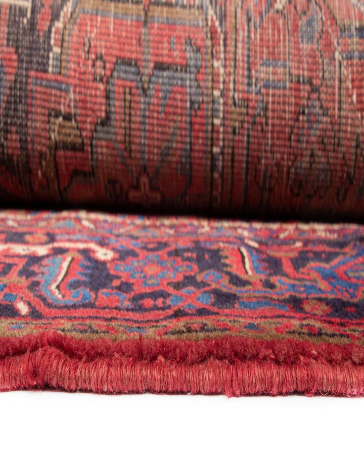 Detail image of 9' 8 x 12' 6 Heriz Wool Rug