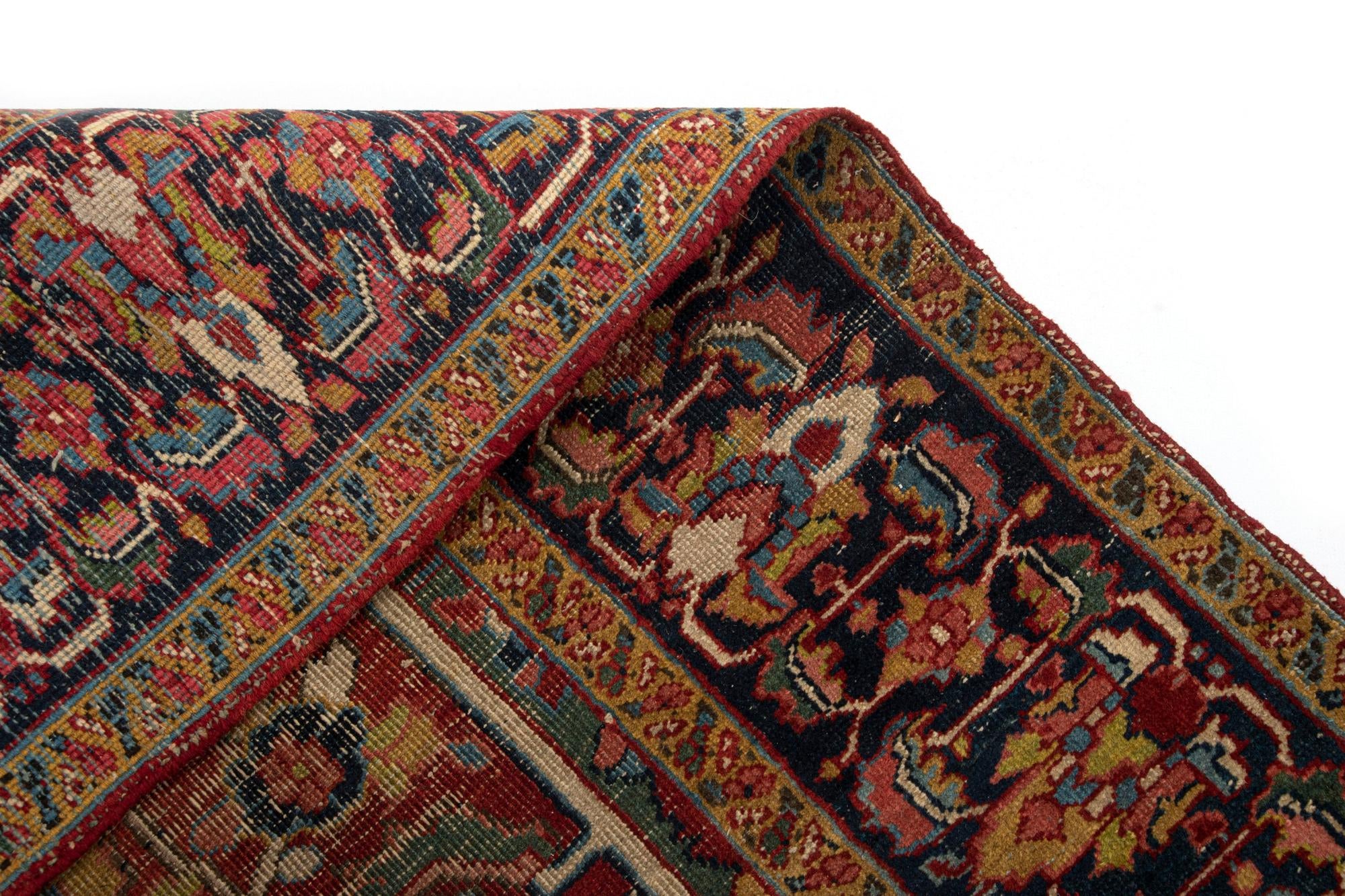 6' 9 x 9' 2 Heriz Wool Rug