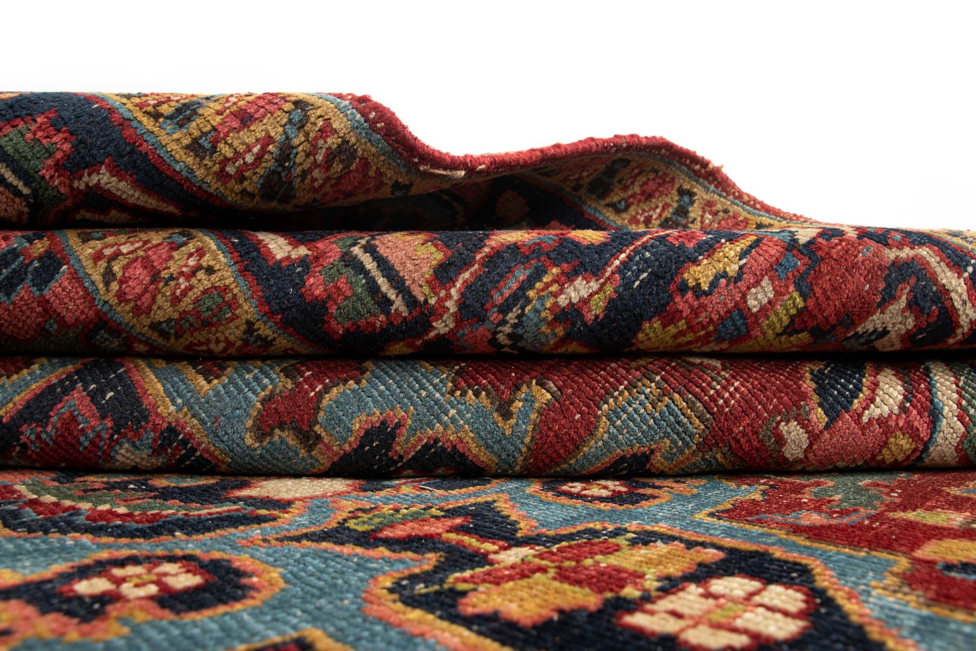 6' 9 x 9' 2 Heriz Wool Rug