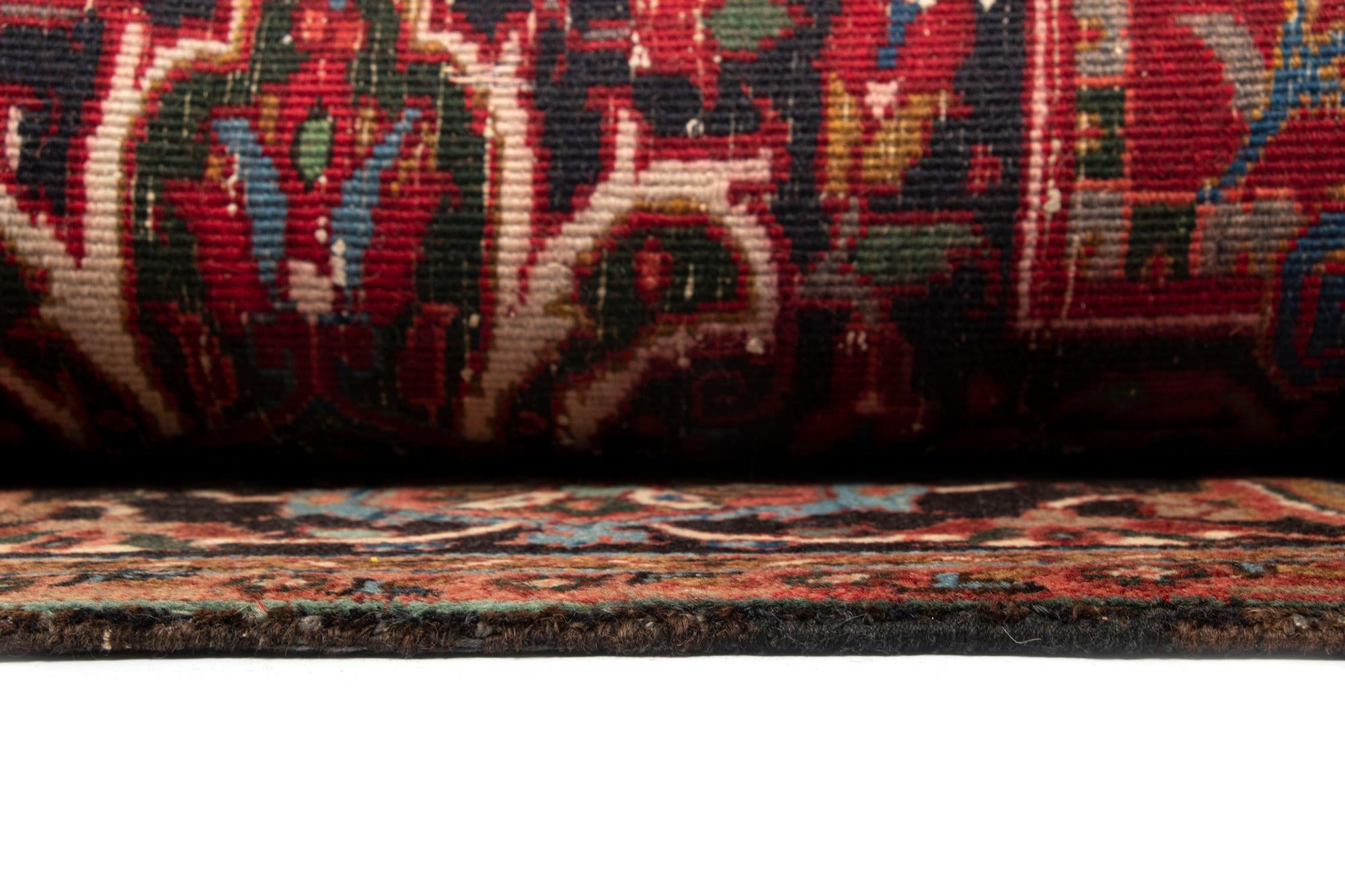 9' 8 x 12' 8 Heriz Wool Rug