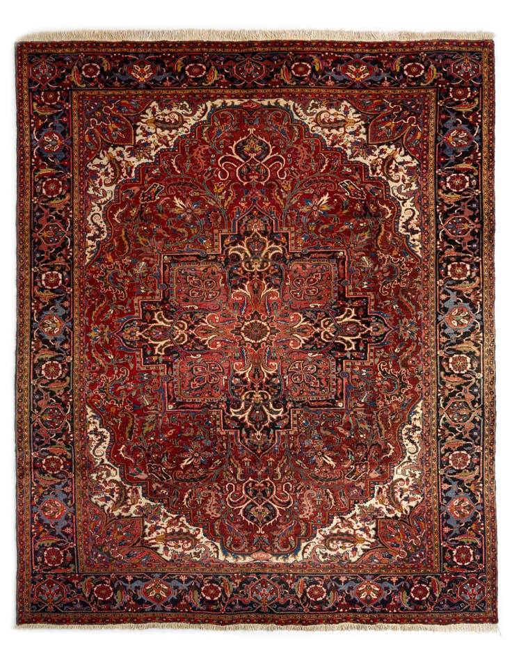 Detail image of 9' 8 x 12' 8 Heriz Wool Rug