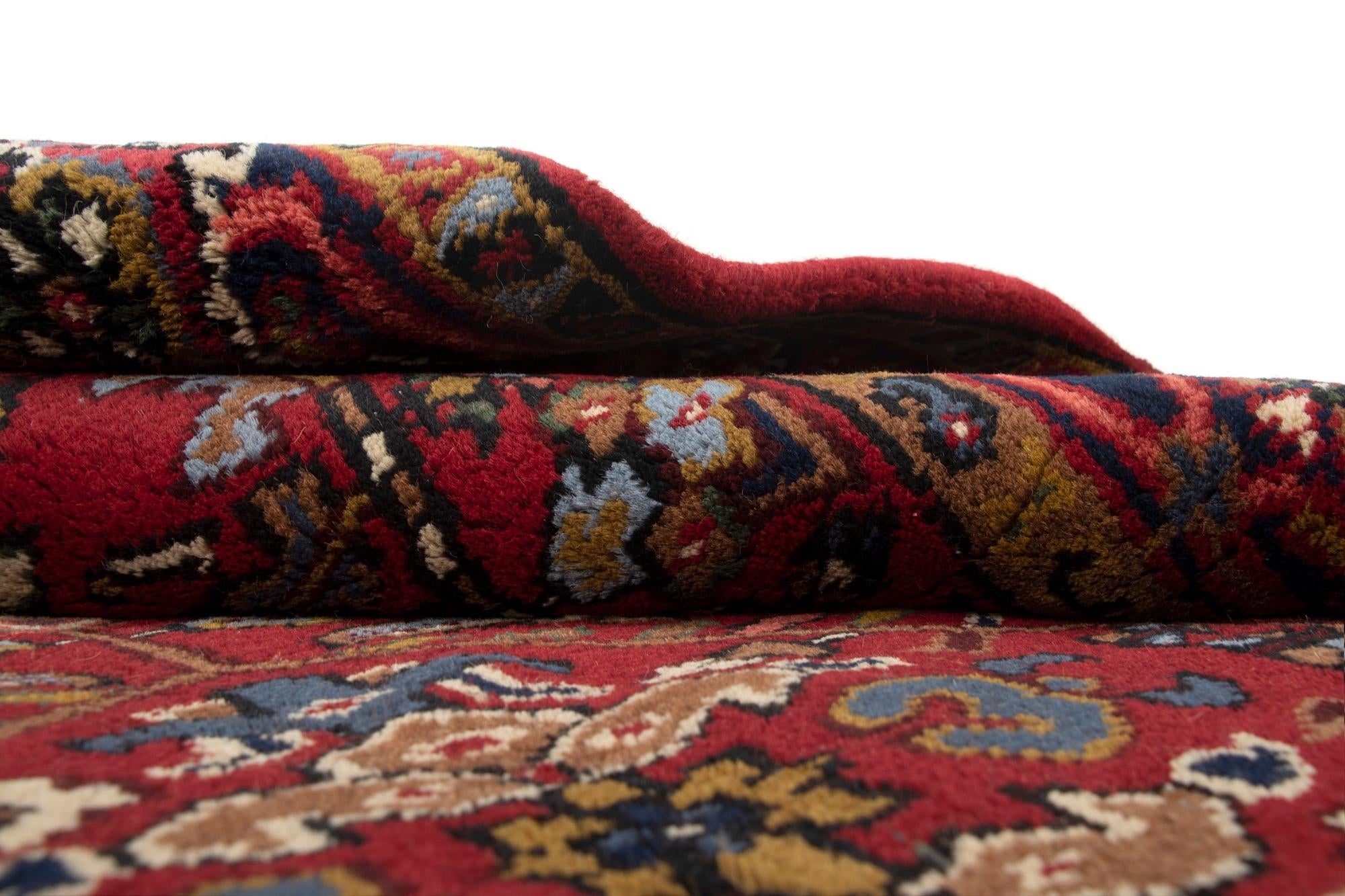 5' 6 x 7' 9 Hand Knotted Heriz Persian Wool Rug