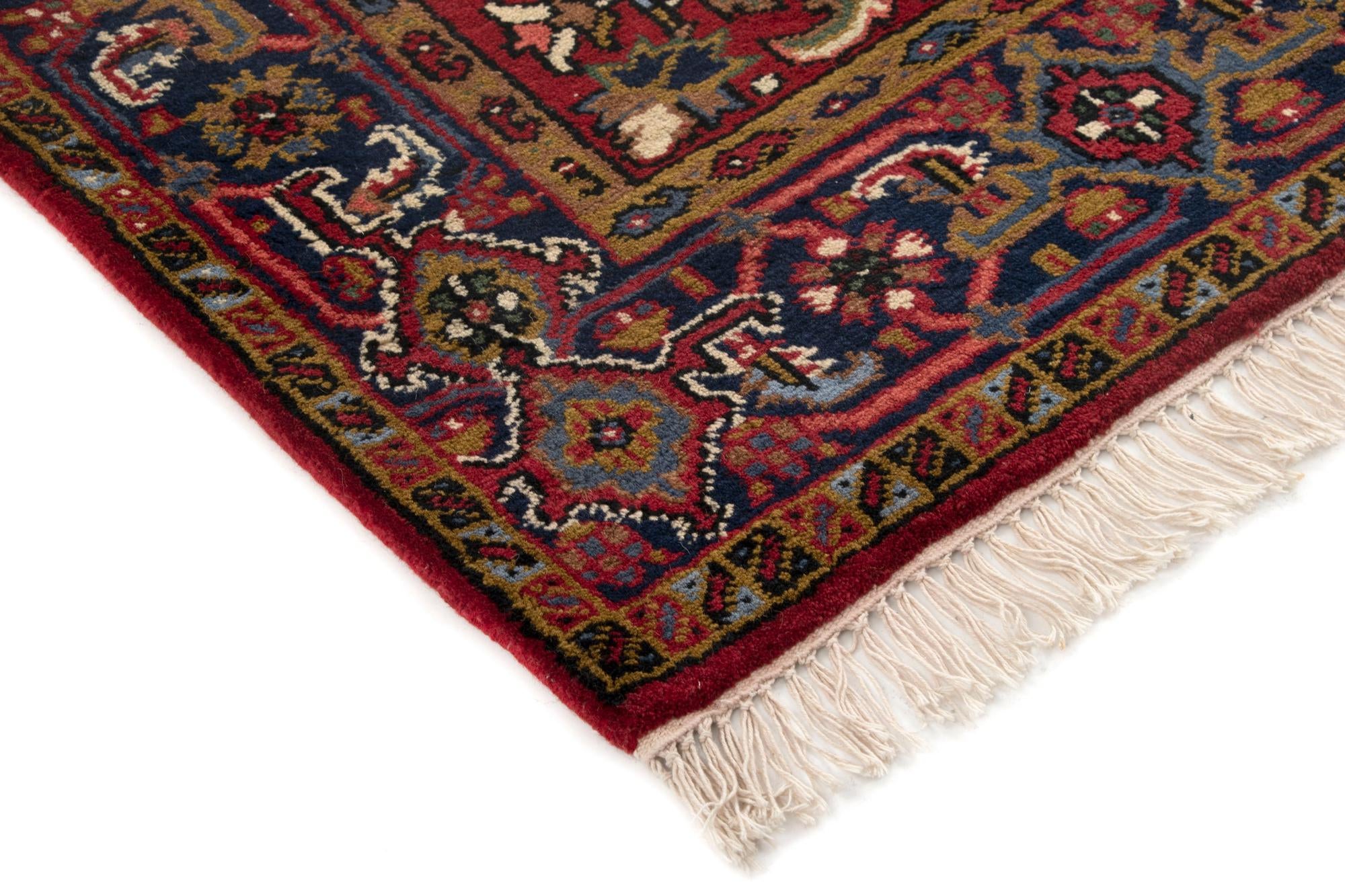 5' 6 x 7' 9 Hand Knotted Heriz Persian Wool Rug