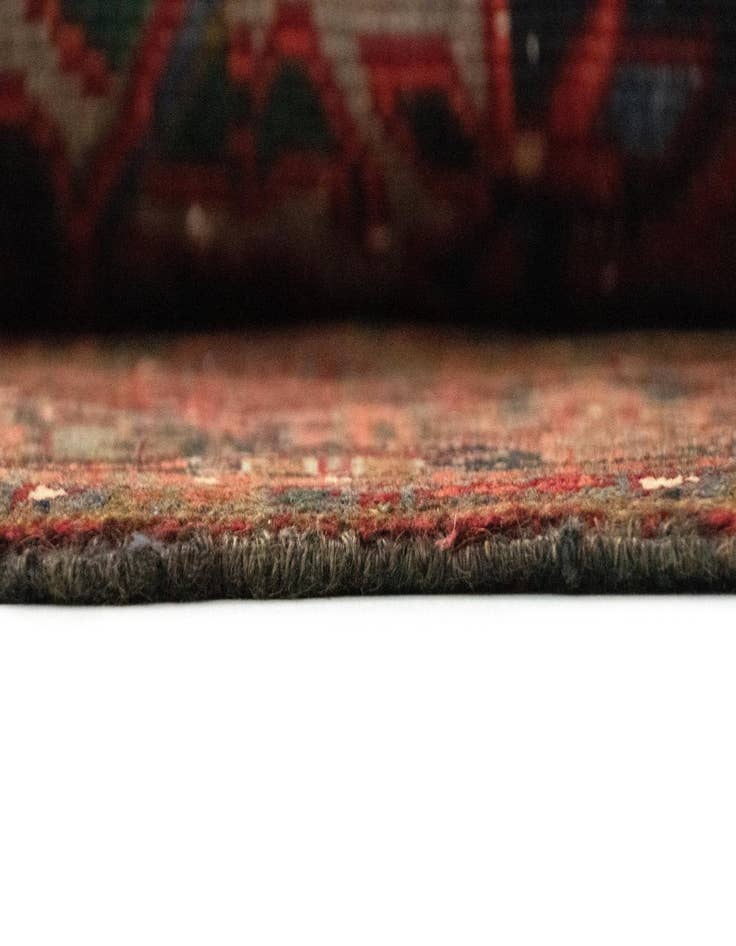 Detail image of 7' 7 x 10' 11 Heriz Wool Rug