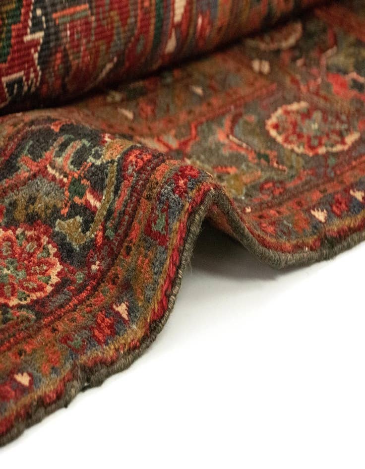 Detail image of 7' 7 x 10' 11 Heriz Wool Rug