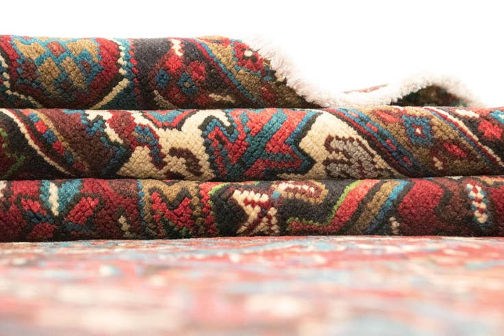 Detail image of 8' 3 x 10' 10 Hand Knotted Heriz Persian Wool Rug