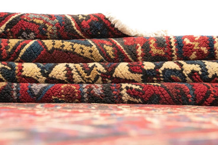 Detail image of 7' 5 x 10' 3 Hand Knotted Heriz Persian Wool Rug