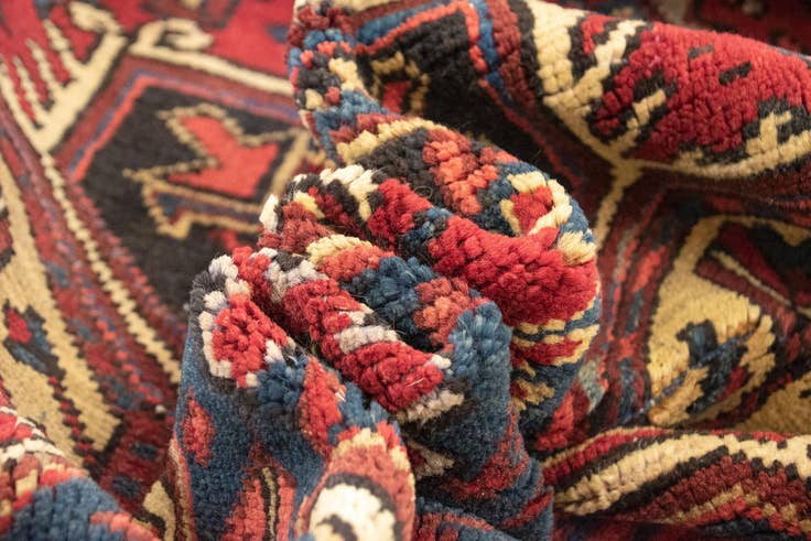 Detail image of 7' 5 x 10' 3 Hand Knotted Heriz Persian Wool Rug