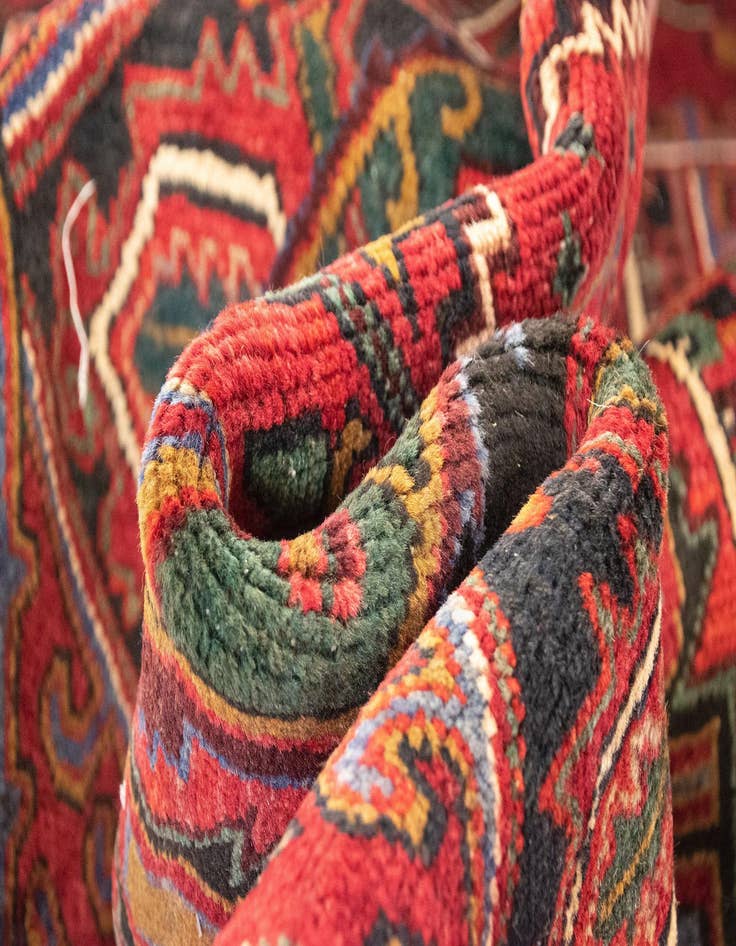 Detail image of 6' 6 x 9' 11  Hand Knotted Heriz Persian Wool Rug