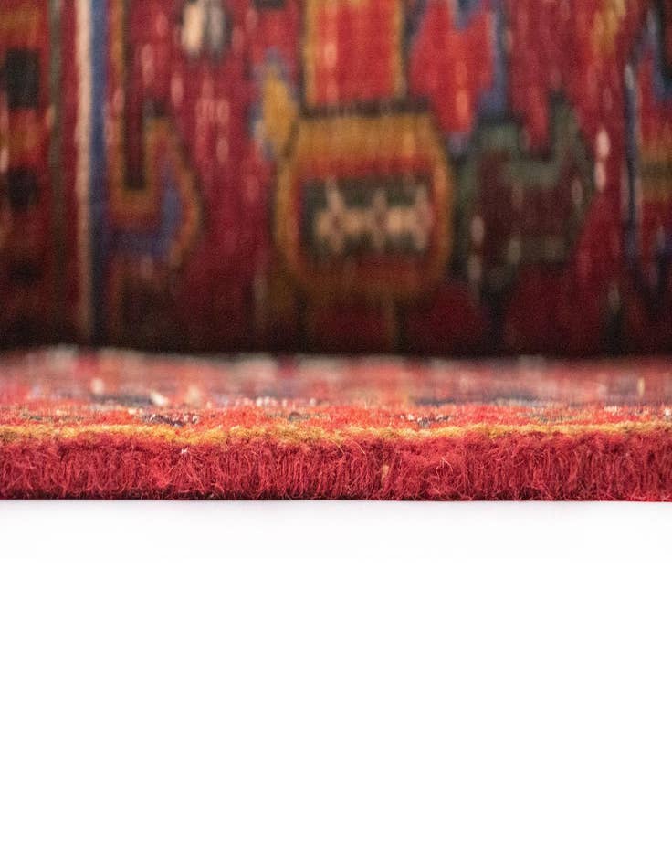 Detail image of 6' 6 x 9' 11  Hand Knotted Heriz Persian Wool Rug