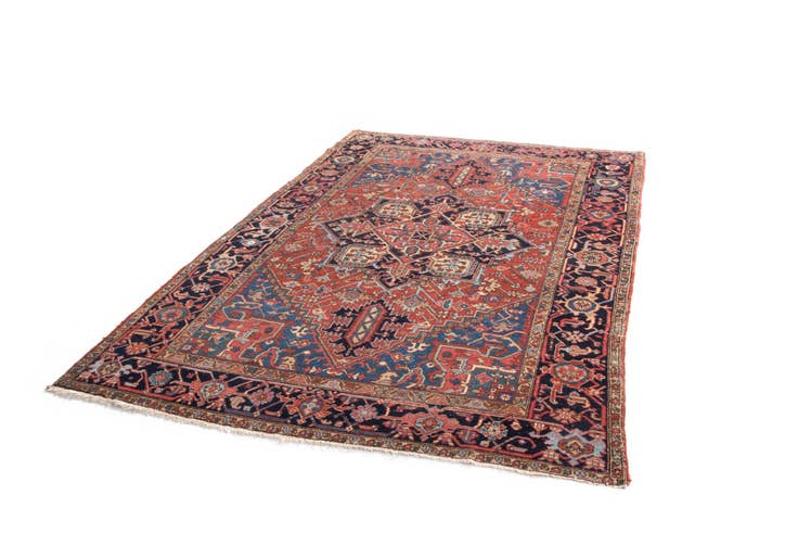 Detail image of 6' 9 x 10' Heriz Rug