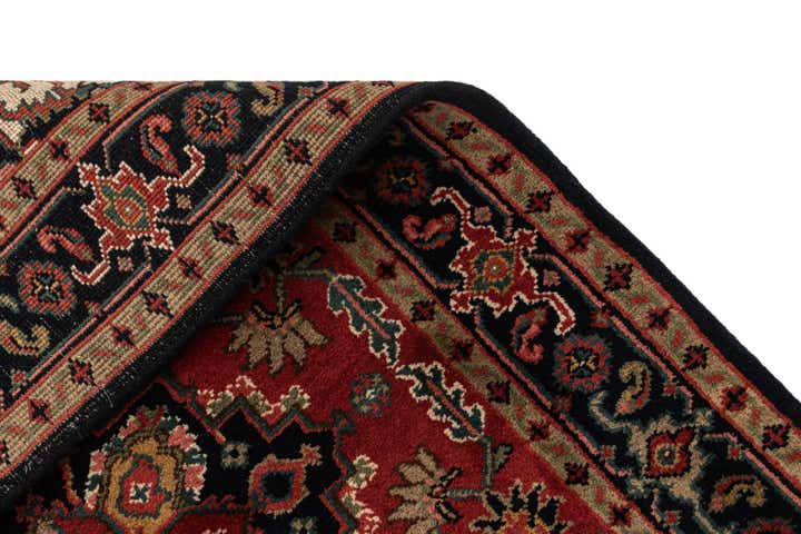 4' 1 x 5' 10 Hand Knotted Heriz Wool Rug