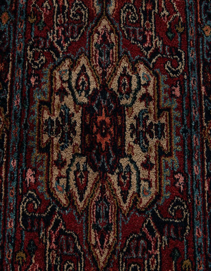 Detail image of 3' 2 x 5' 5 Hand Knotted Heriz Wool Rug