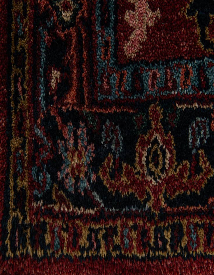 Detail image of 3' 2 x 5' 5 Hand Knotted Heriz Wool Rug